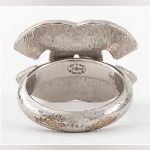 Chanel Runway Double-C Logo Ring, 2013 - Picture 5 of 6